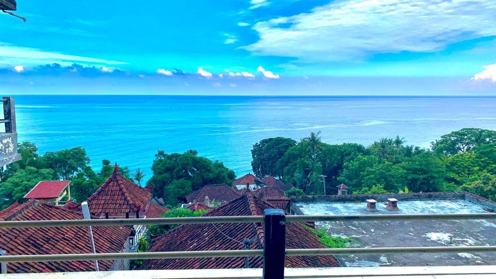 Titi Sedana Homestay Амед Экстерьер фото